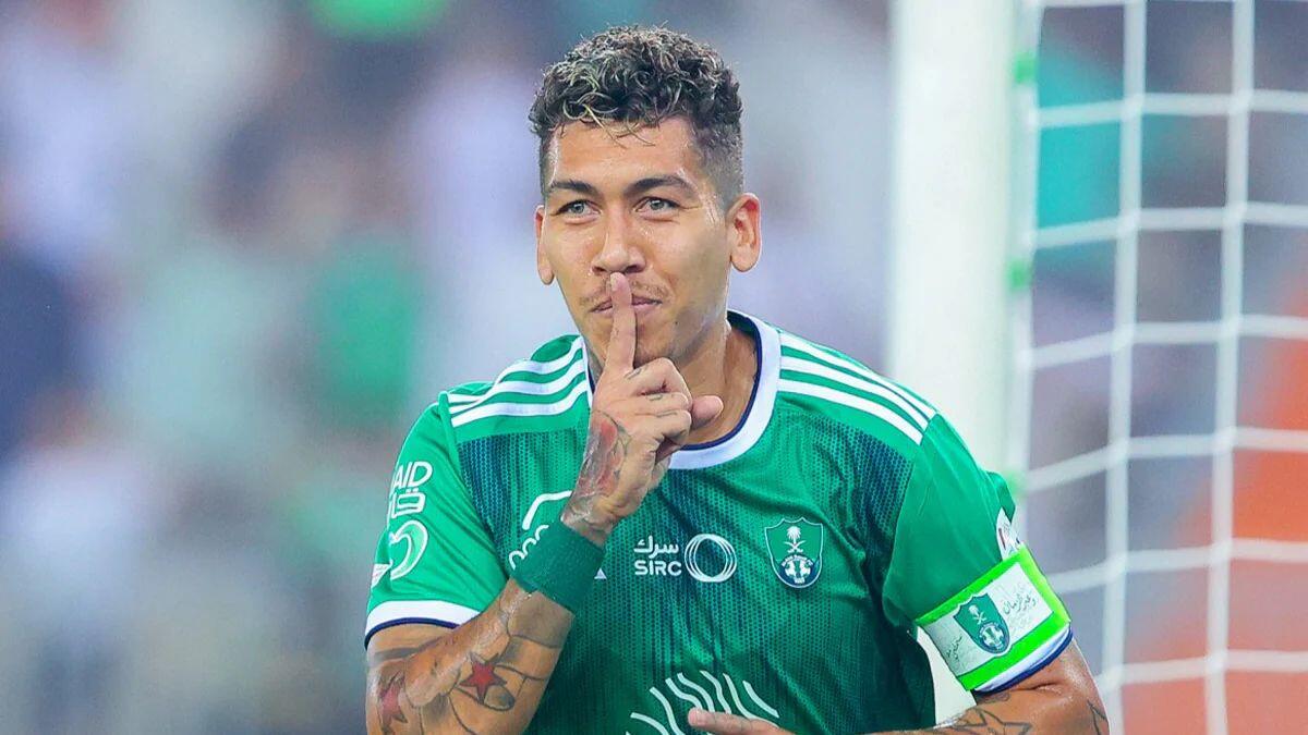 Fenerbahçe Firmino için transfer teklifi yaptı.