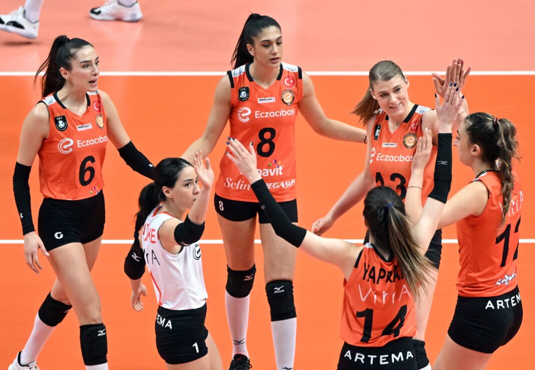 Voleybol Hayalleri: Türk Voleybolu ile Kadınların Gücünü Keşfedin